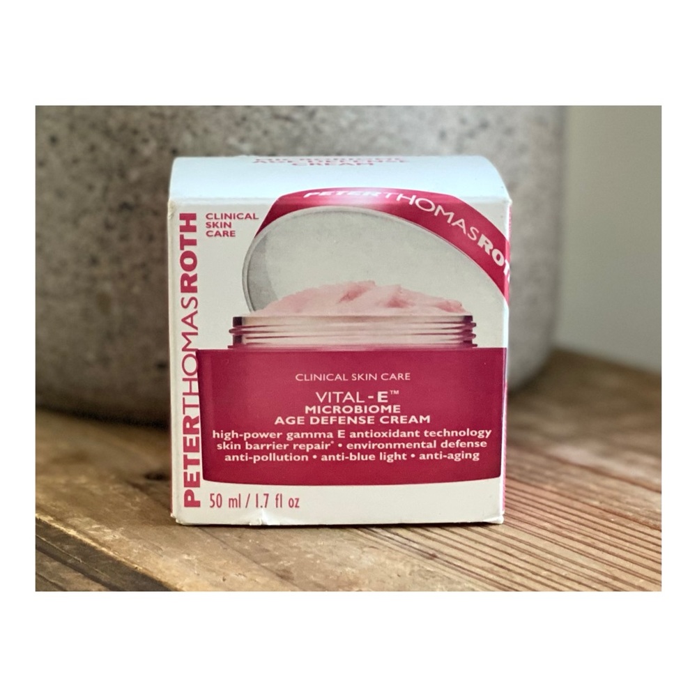 Peter Thomas Roth • Vital-E Microbiome Age Defense Cream - Picture 2 of 5